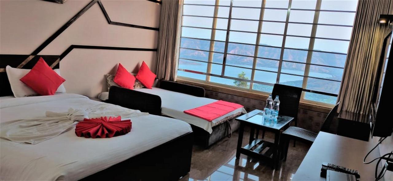 River Palace - A Valley View Hotel Панчгани Екстериор снимка