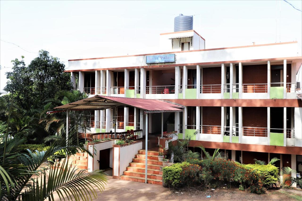 River Palace - A Valley View Hotel Панчгани Екстериор снимка