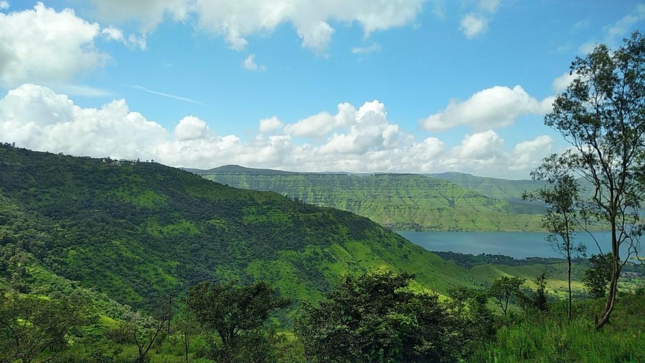 River Palace - A Valley View Hotel Панчгани Екстериор снимка